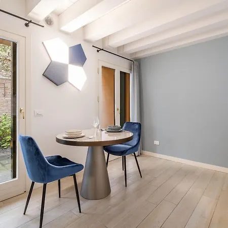 Ca' San Carlo By Wonderful Italy Apartmán